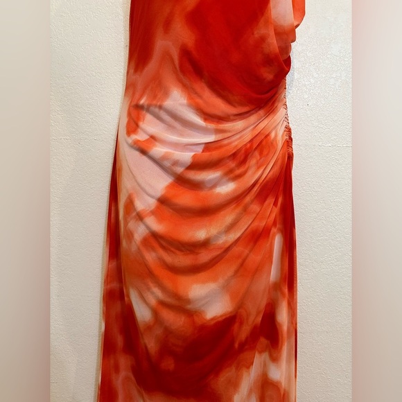 Calvin Klein Vibrant Orange and White Sleeveless Maxi Dress - Picture 2 of 13
